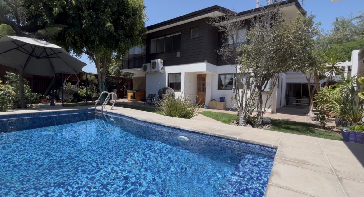 Casa en venta en Pueblo San Fernando Copiapó con piscina privada